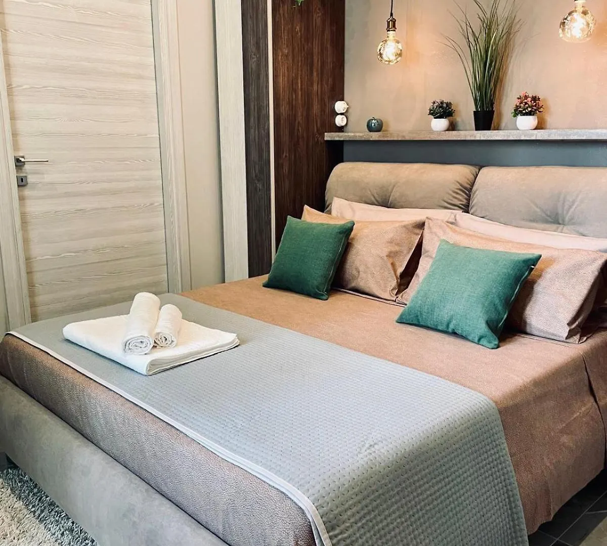 Alexander'S B&B Lecce