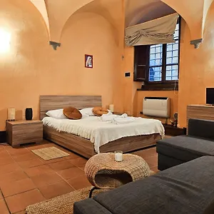 Casa Giovanna - Piazza San Michele Studio! Appartamento Lucca
